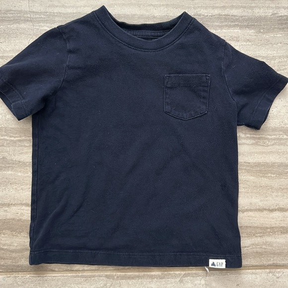 Toddler Boy Gap Playtime Favorite Tee’s - Picture 4 of 8